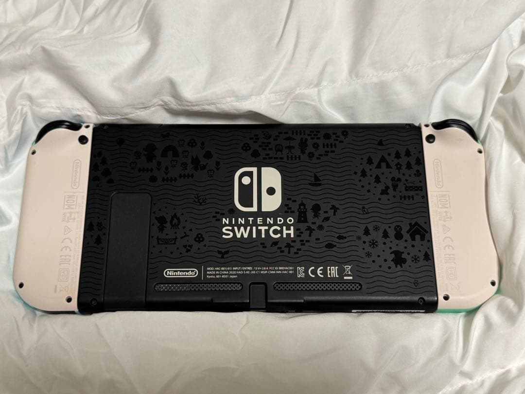 a*l様 Nintendo Switch どうぶつの森ver ホワイト/ミント