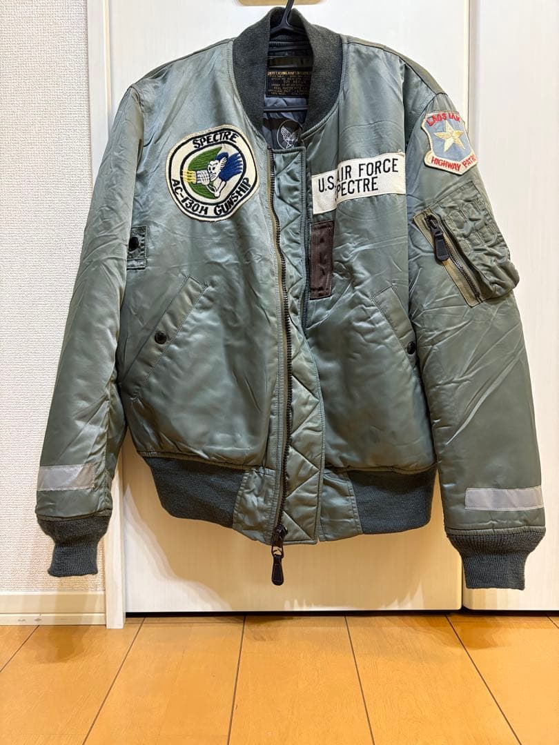 年末年始のみ割引！旧ザリアルマッコイズ　MA-1 フライトジャケット　本物。美品