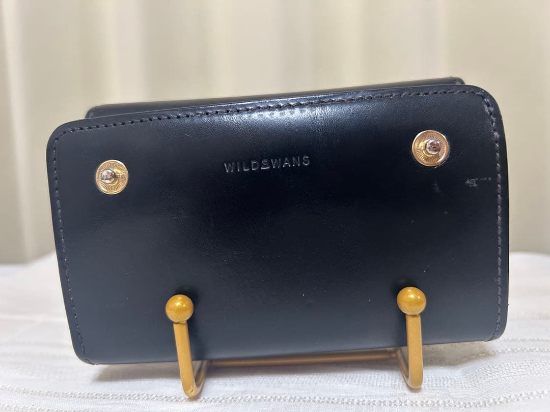 ワイルドスワンズ　WILDSWANS バーン