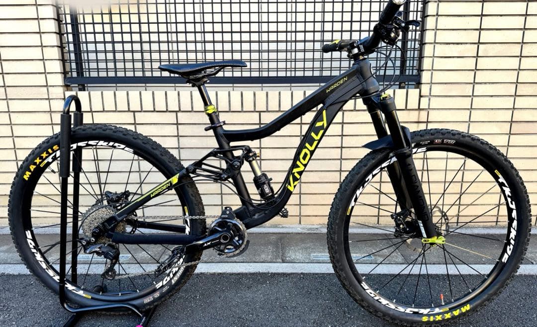 KNOLLY 27.5インチ MTB フルサスペンション