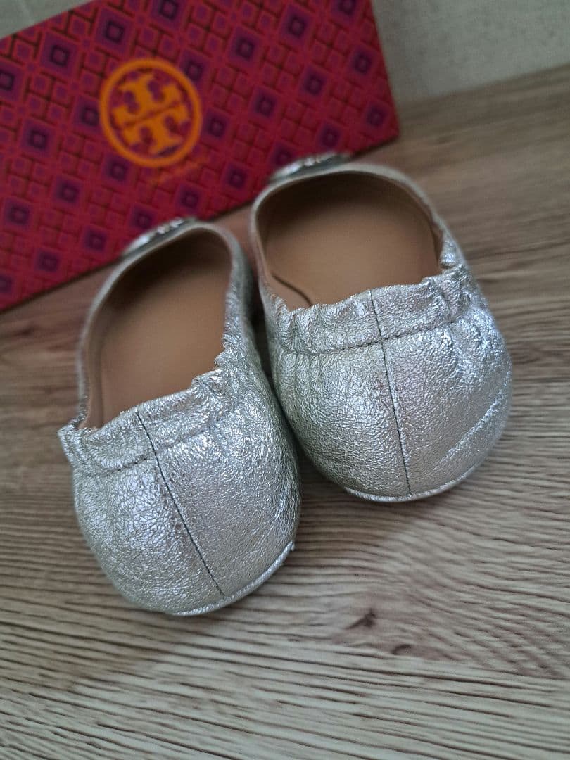Tory Burch トリーバーチ　バレーシューズ　ポーチ付き　6サイズ