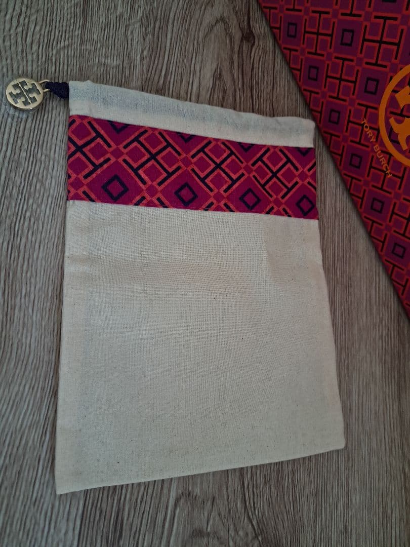 Tory Burch トリーバーチ　バレーシューズ　ポーチ付き　6サイズ