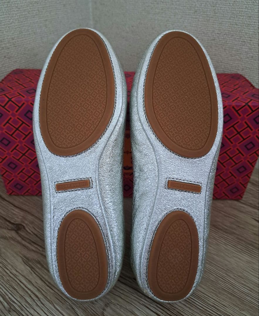 Tory Burch トリーバーチ　バレーシューズ　ポーチ付き　6サイズ