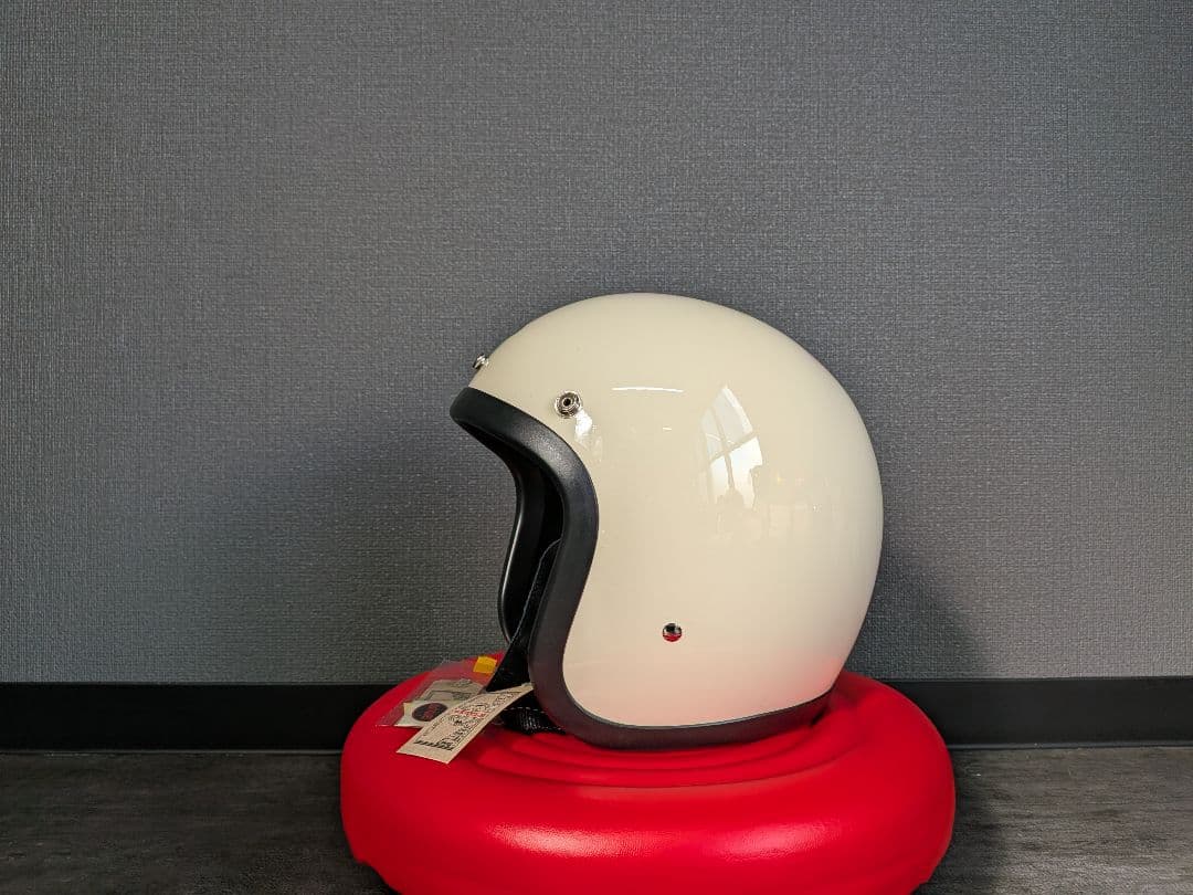 オーシャンビートル製品 ジェットヘルメット アイボリー新品