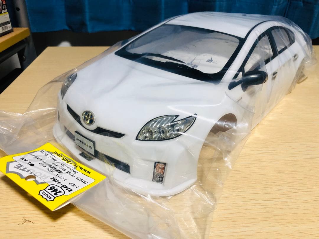 トヨタ プリウス 1/10 TOM'S ラジコンボディ