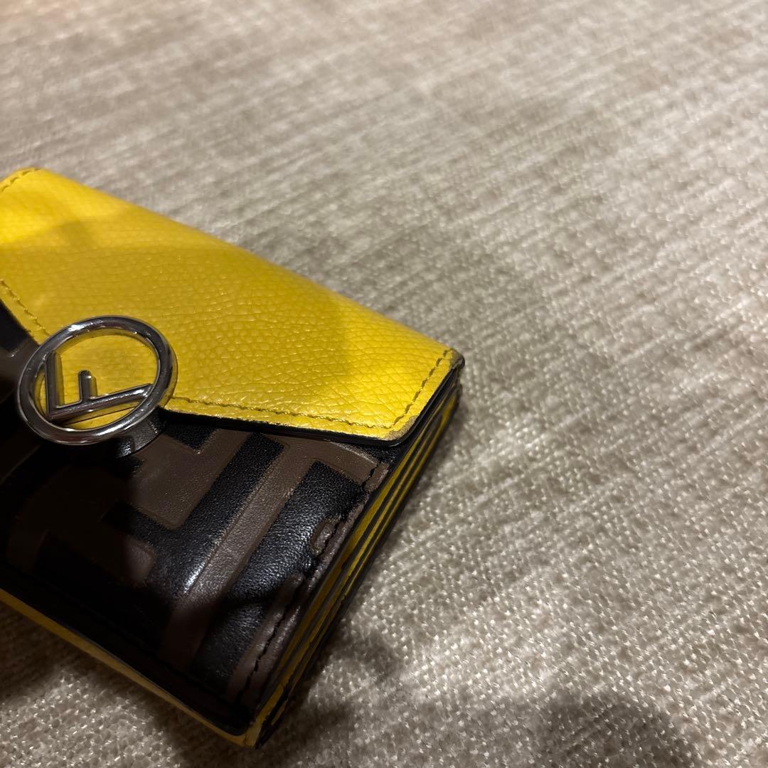 お年玉SALE⭐︎FENDI ミニウォレット 三つ折り財布 イエロー/ブラウン