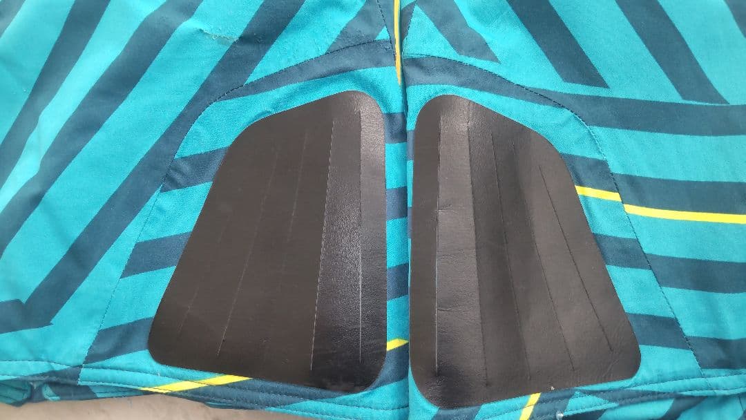 ミズノレーシング デモモデル ブレスサーモ スキーウェア 上下セット