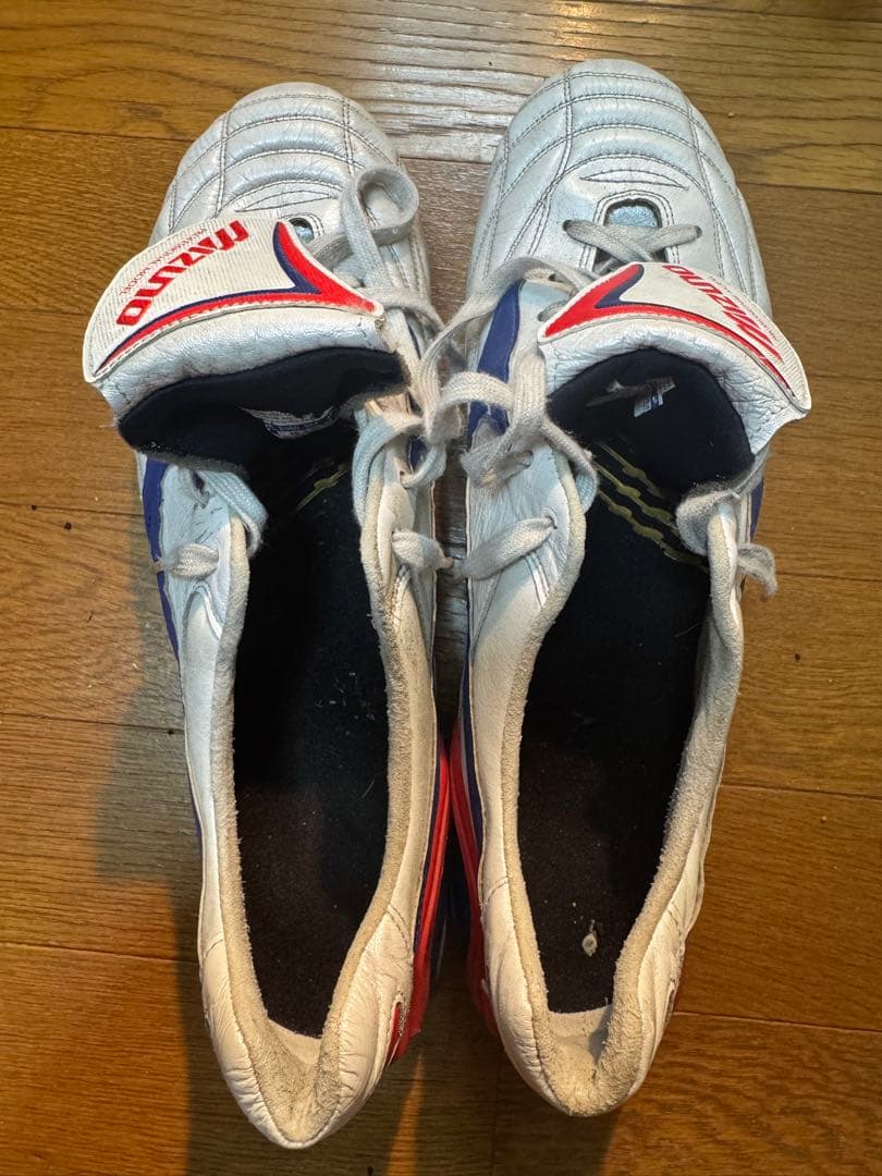 Mizuno サッカーシューズ ホワイト/ブルー/レッド モレリアウェーブ