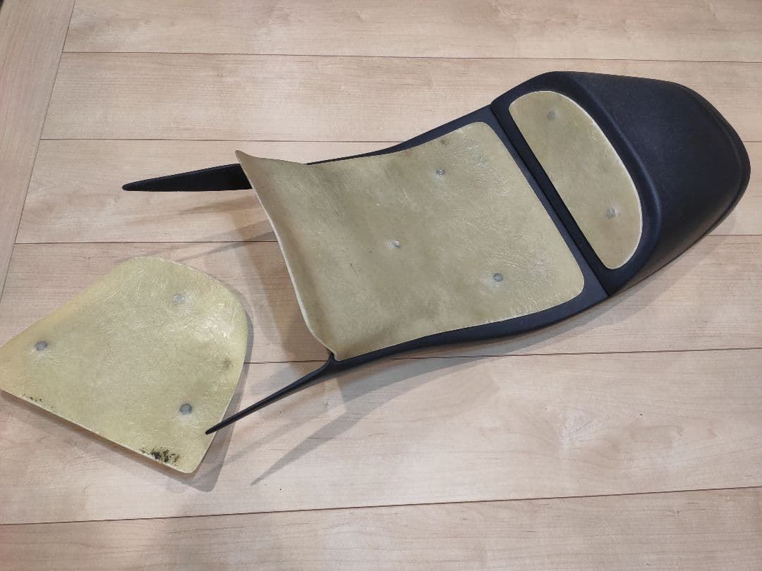  K100 K1100 シングルシートカウル ベース品