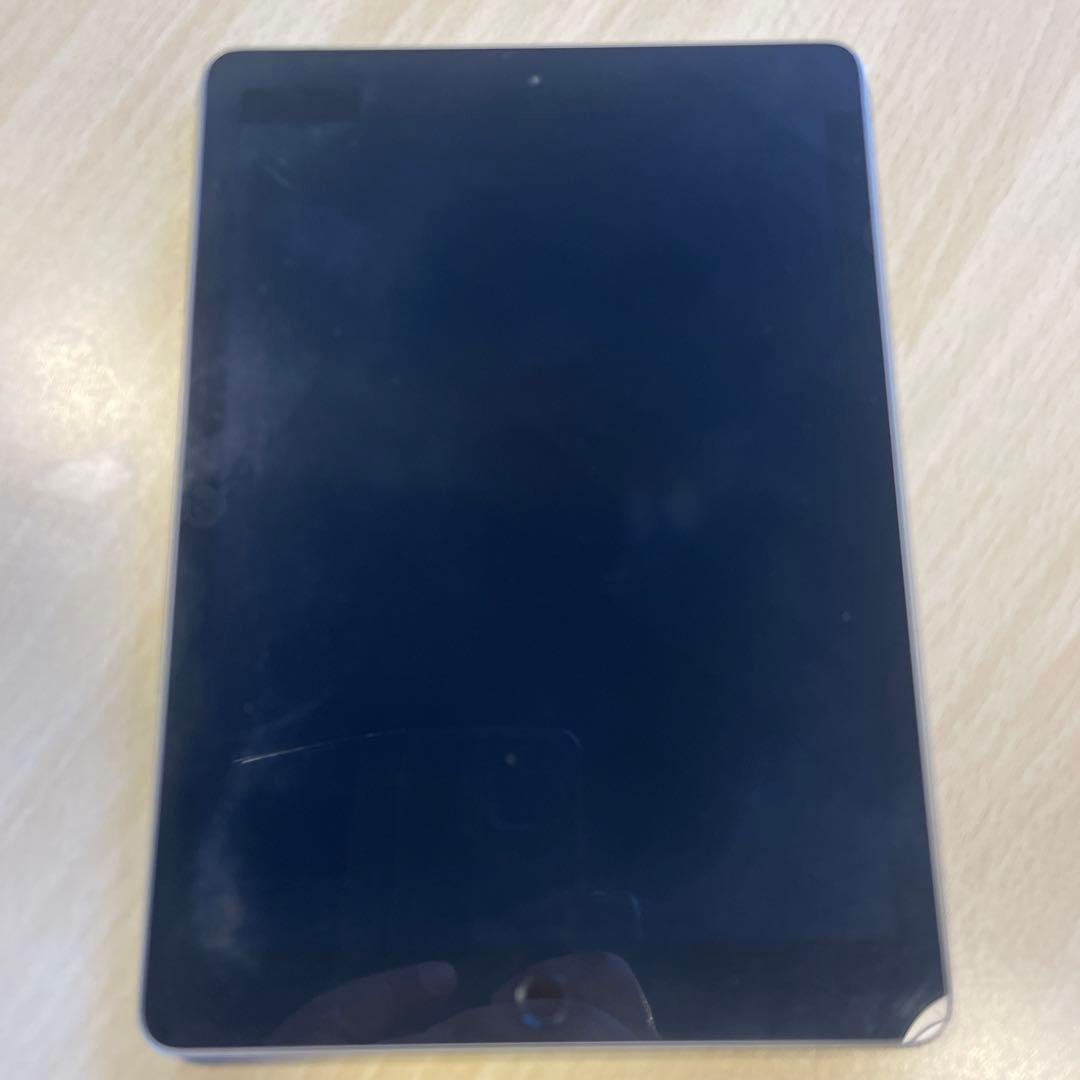 iPad6本体 シルバー　WI-FI