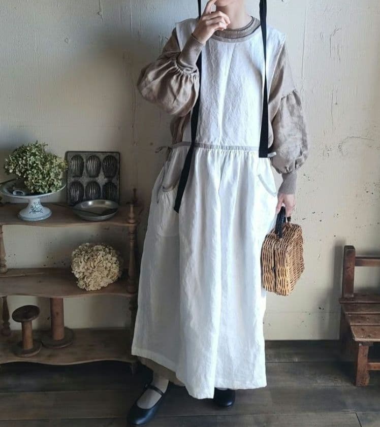 meguri-megutte M刺繍.ᐟ‪限定エプロンワンピース.ᐟ‪