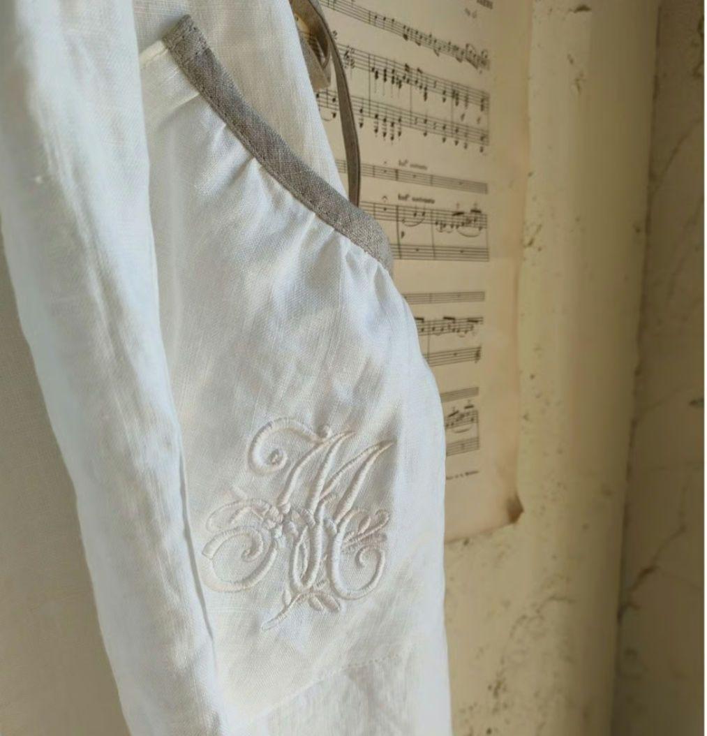 meguri-megutte M刺繍.ᐟ‪限定エプロンワンピース.ᐟ‪