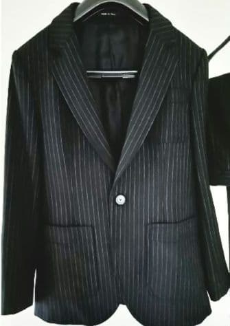 ほぼ未使用　エンポリオアルマーニ　EMPORIO ARMANI　スーツ　44