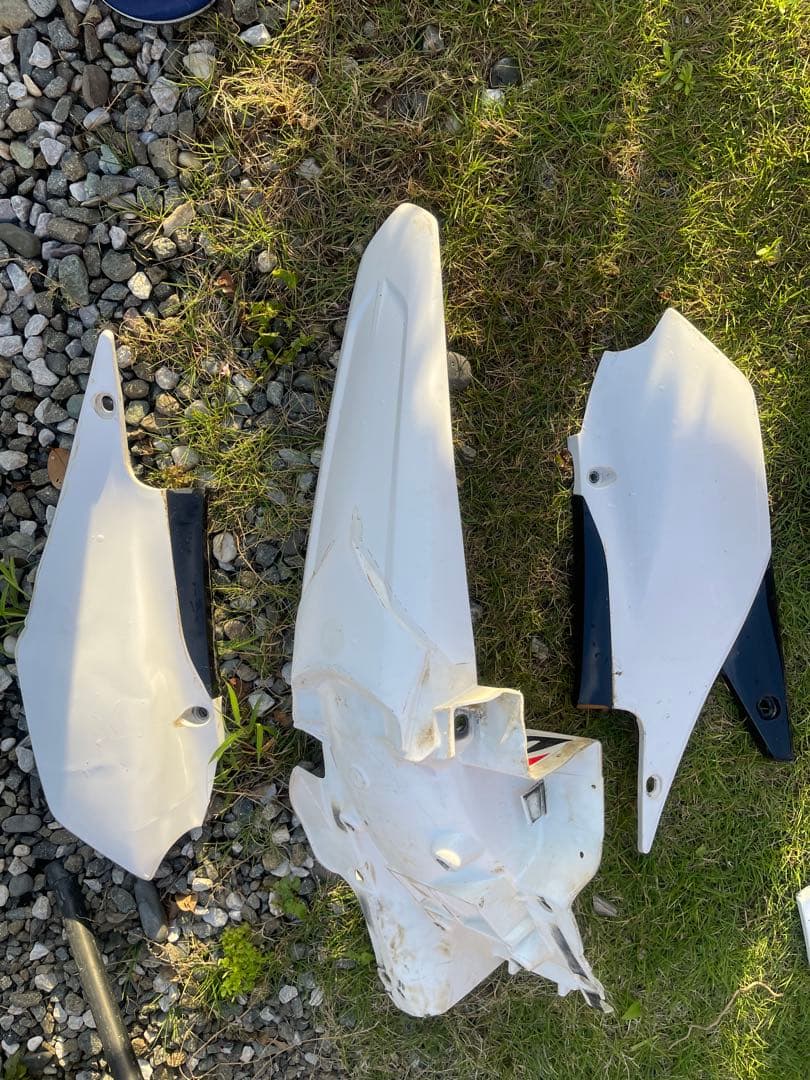 YZ250F 23年以前、外装セット、予備、練習用にもう少しプラスであげます。