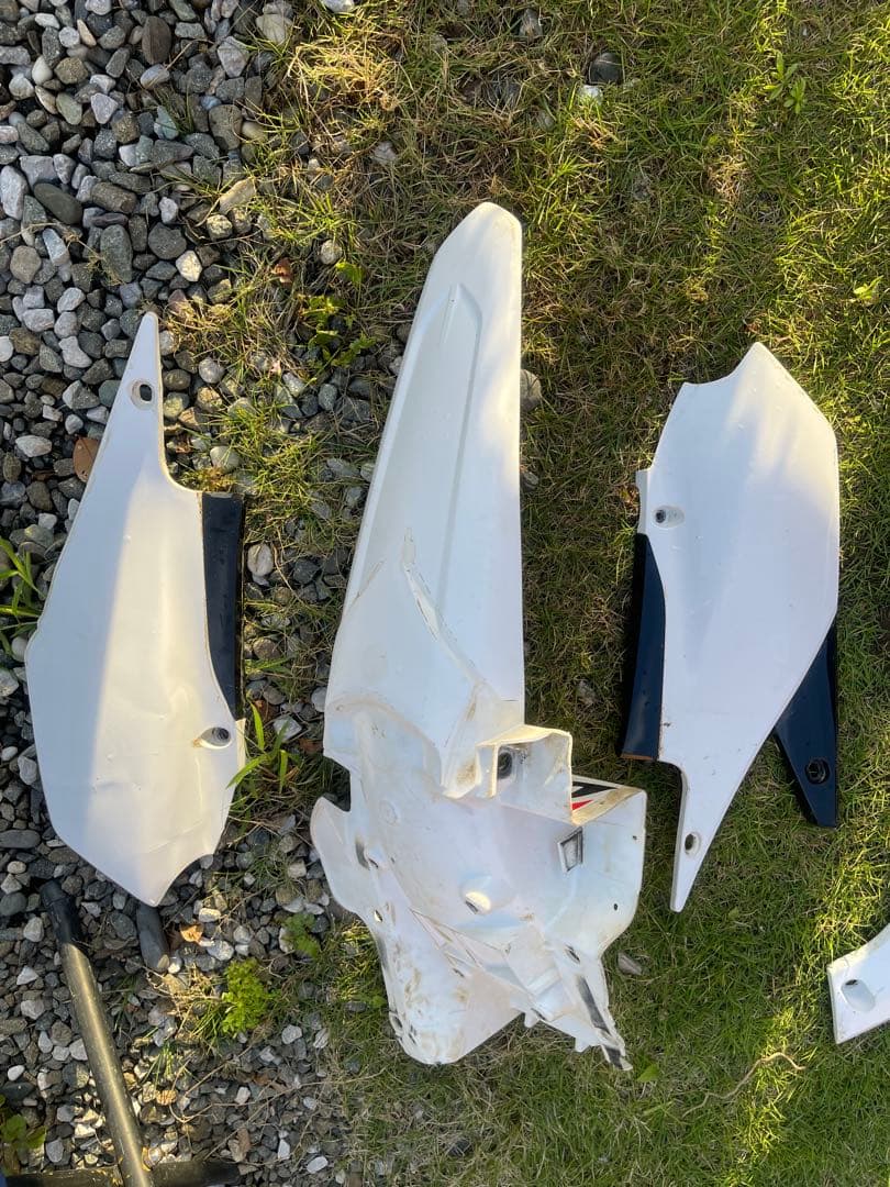 YZ250F 23年以前、外装セット、予備、練習用にもう少しプラスであげます。