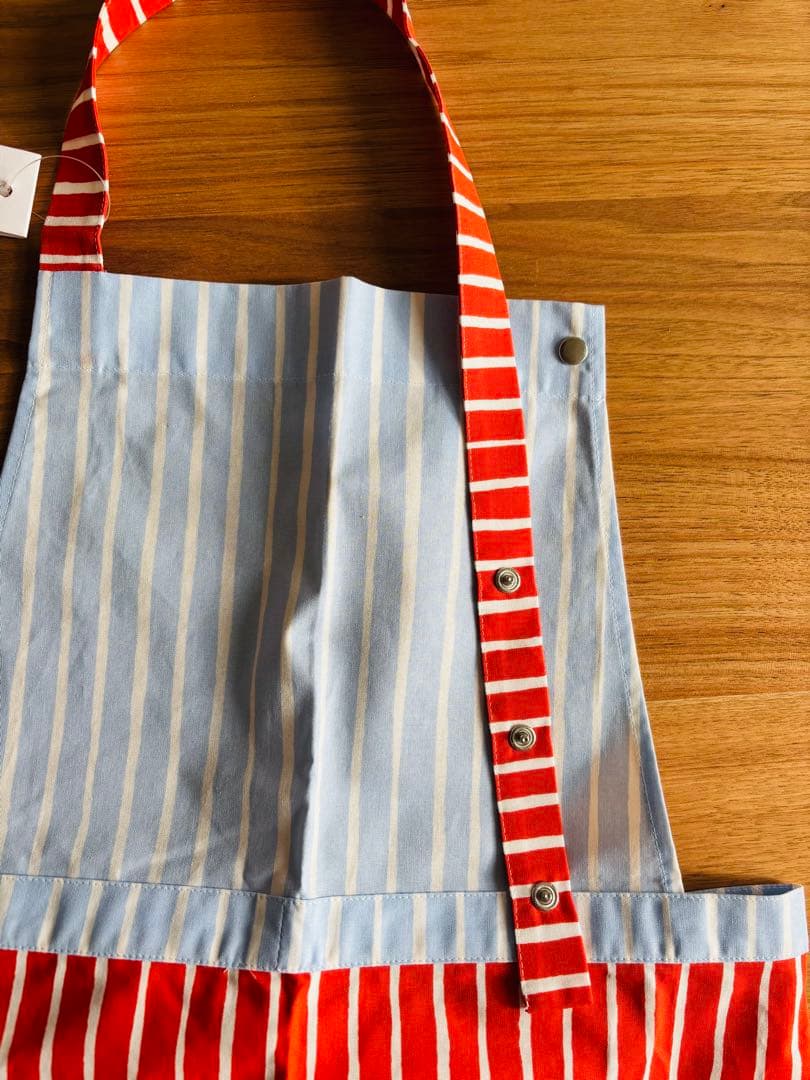 マリメッコ　エプロン未使用