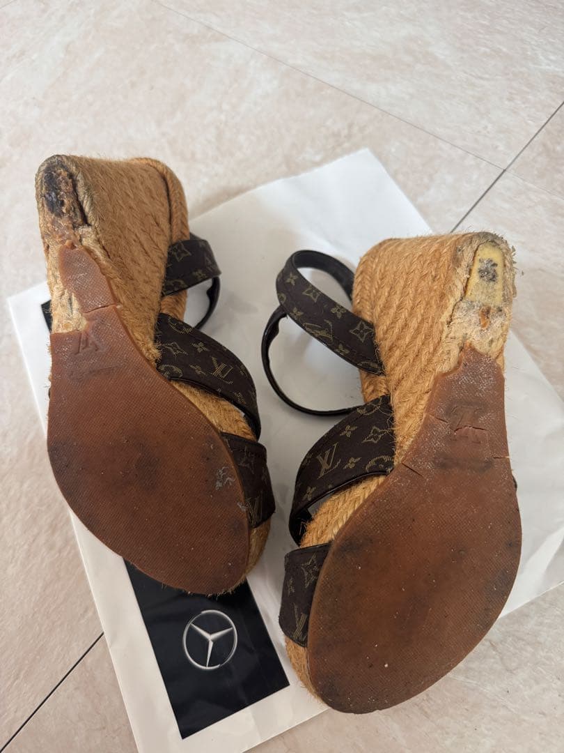 LOUIS VUTTON サンダル