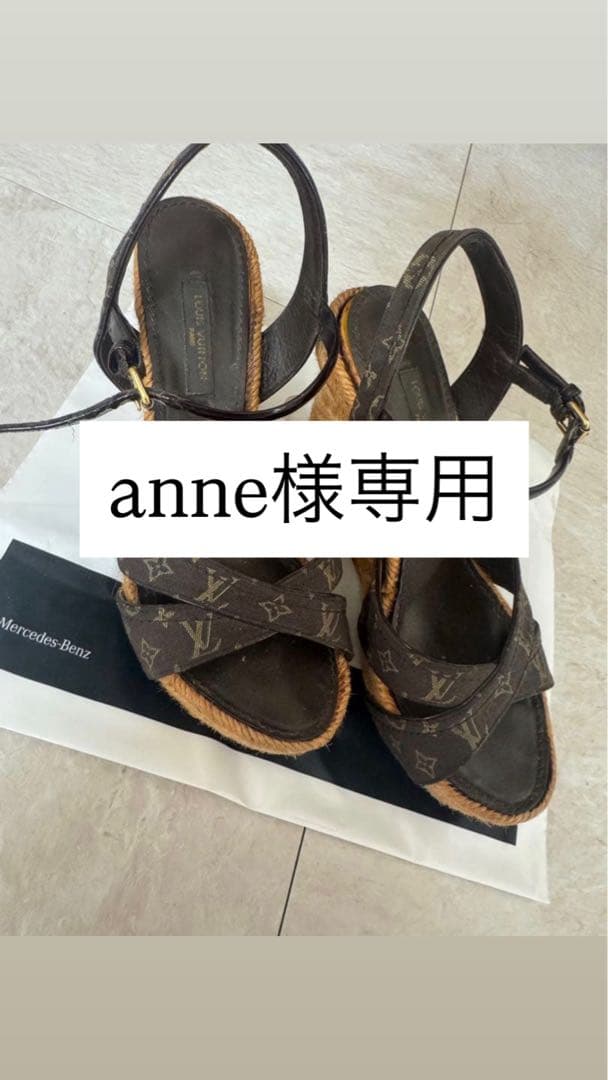 LOUIS VUTTON サンダル