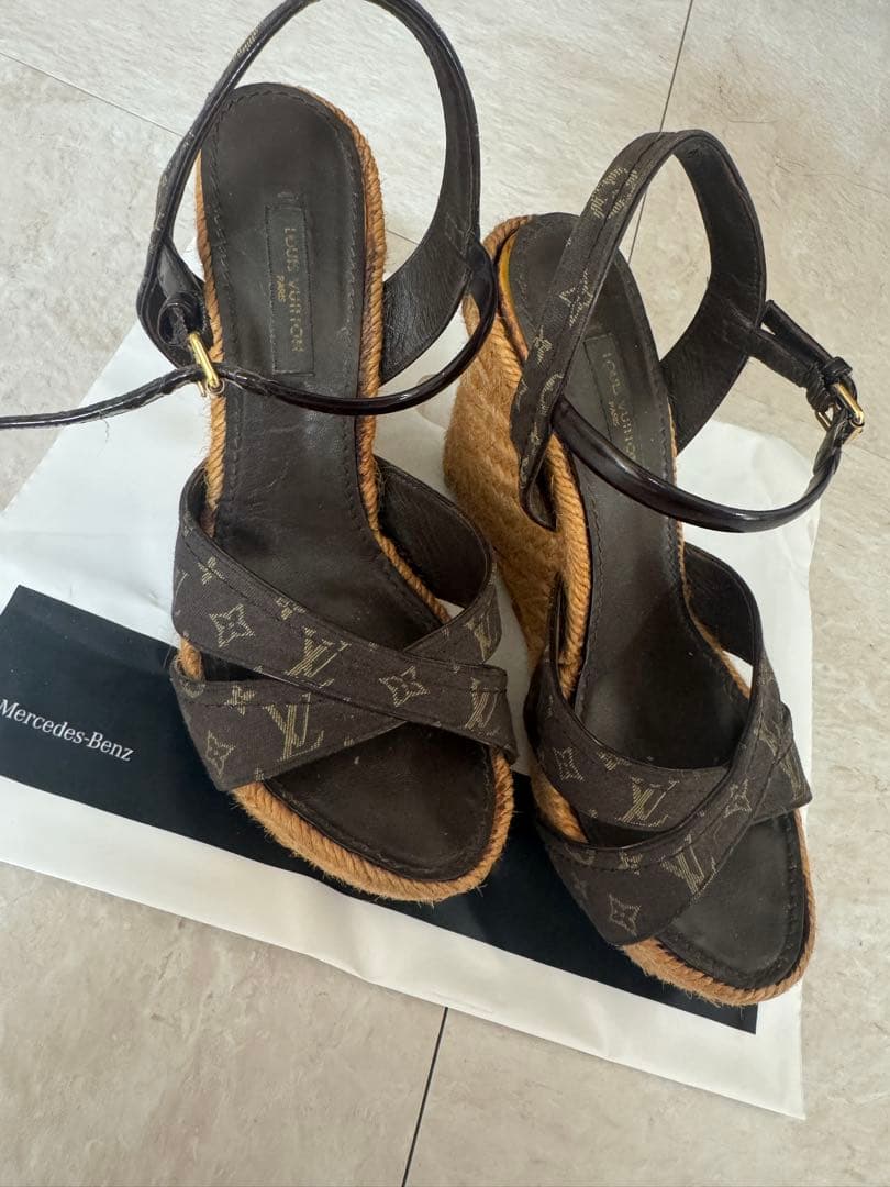 LOUIS VUTTON サンダル