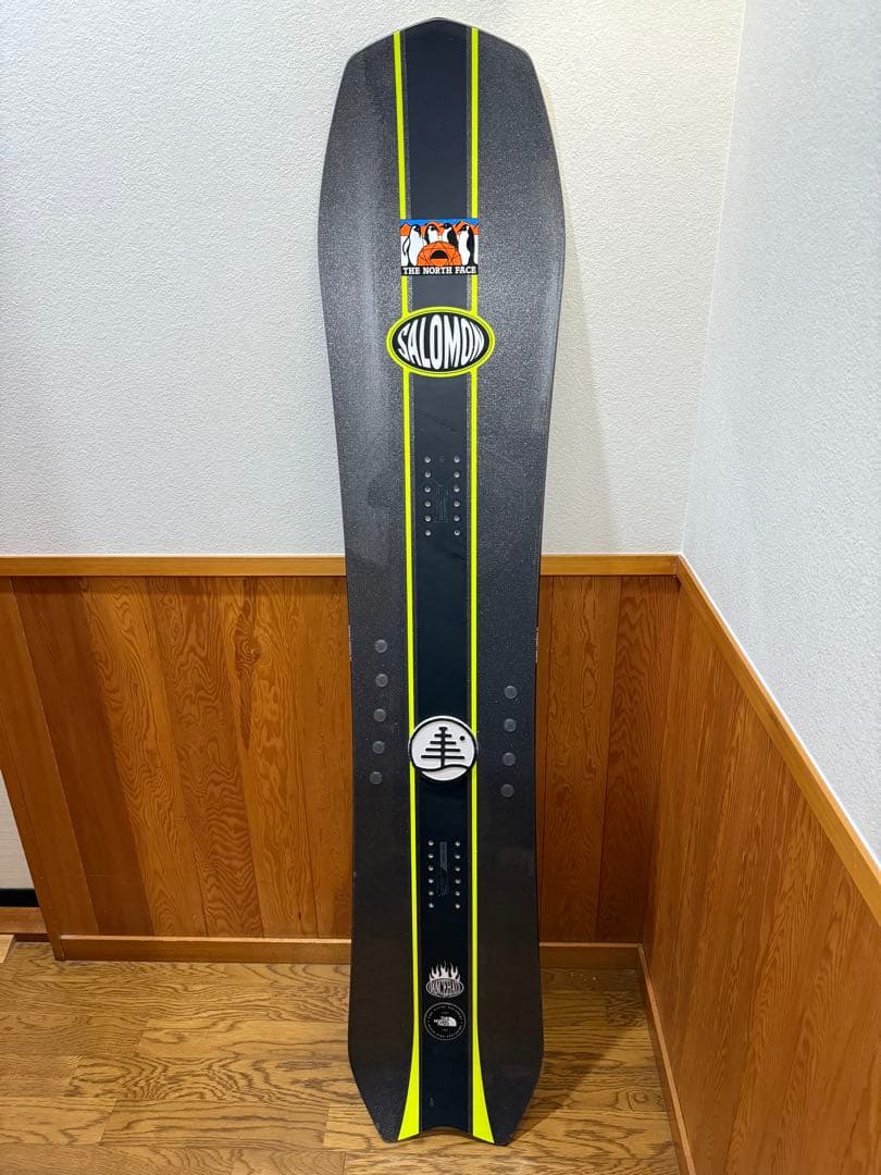 スノーボード SALOMON DANCEHALL 157