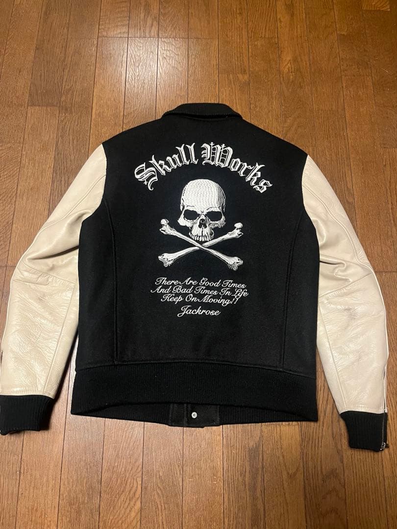 Skull Works スタジャン 黒/白