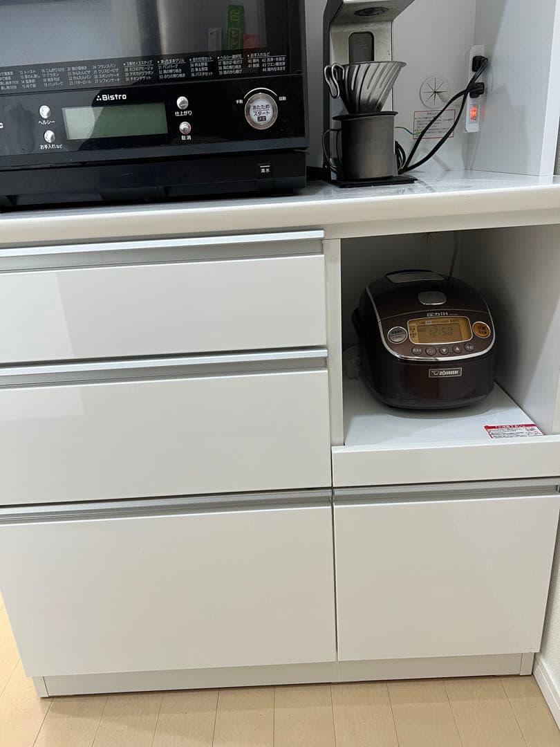 ニトリ　キッチンボード　食器棚　ホワイト