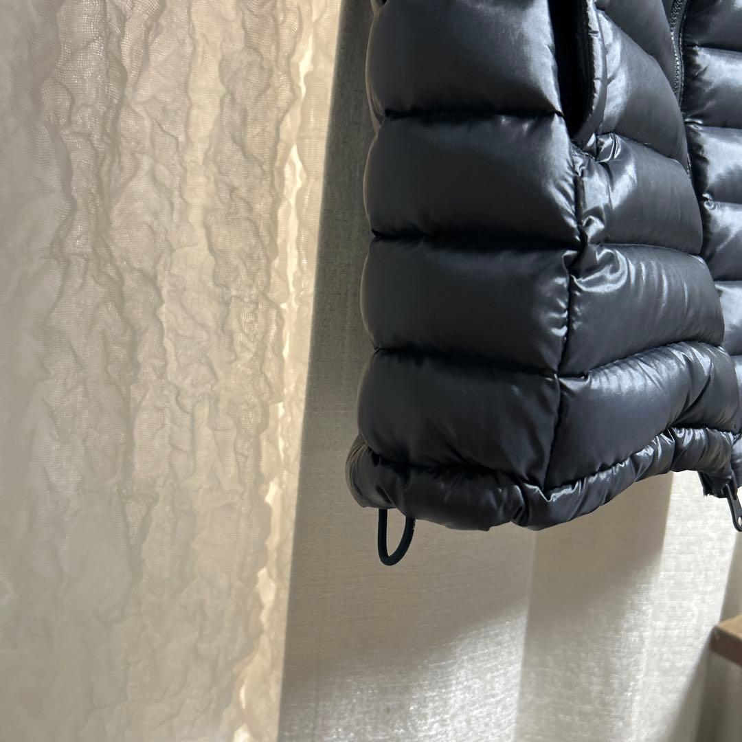 PYRENEX ブラック ダウンベスト美品M