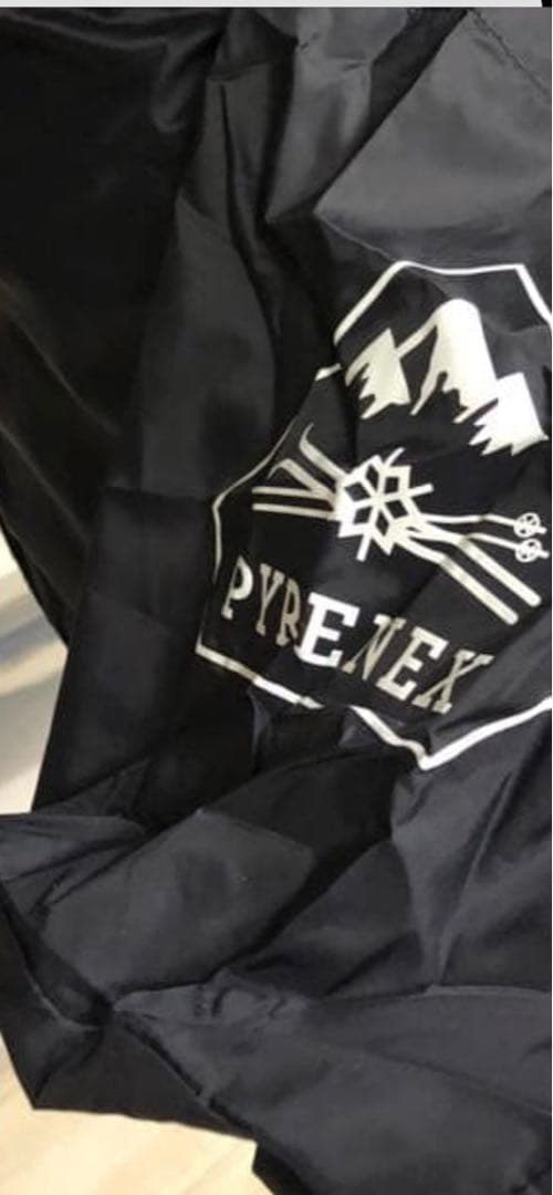 PYRENEX ブラック ダウンベスト美品M