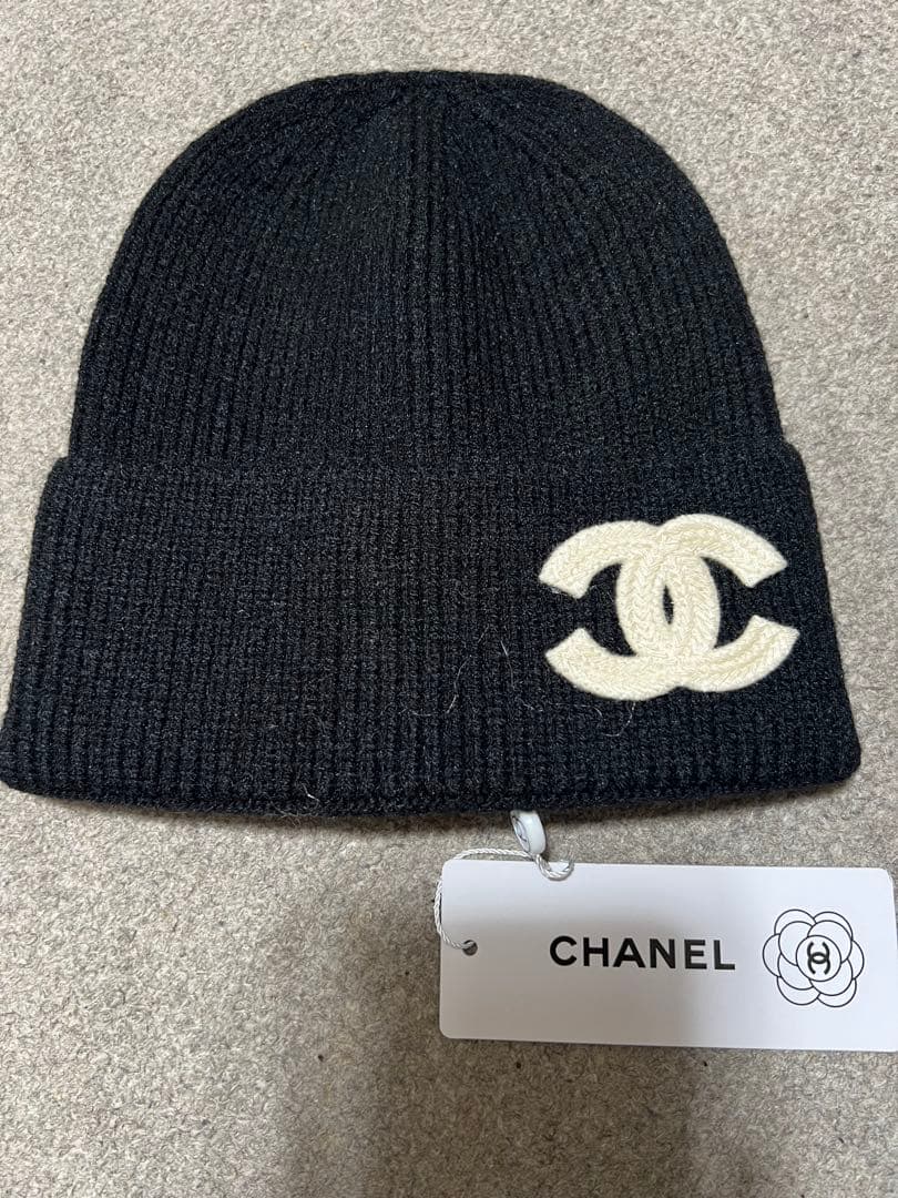 ブラック ニット帽 CCロゴ　新品タグ付き