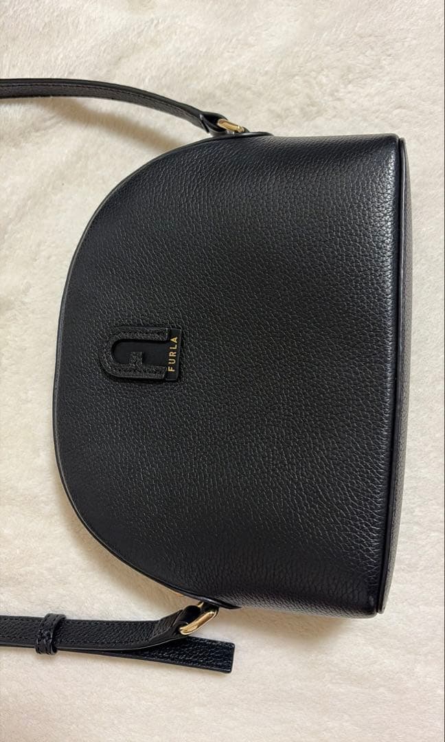 FURLA ショルダーバッグポシェット アテナ