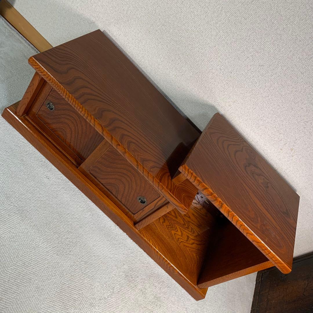 A861⭐︎雰囲気のある欅の杢 違い棚と戸棚付 置き床