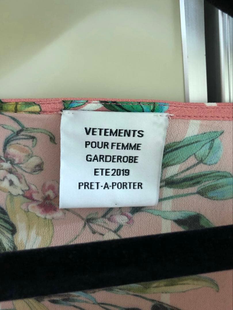 【VETEMENTS】PINK Floral ノースリーブ ワンピース