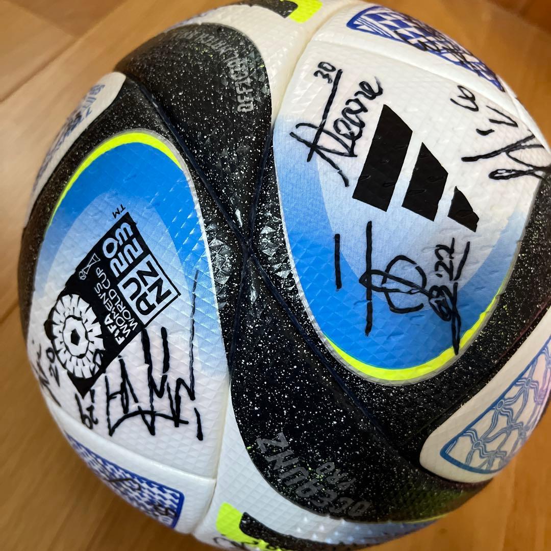 ジェフ千葉レディースサイン入りボール