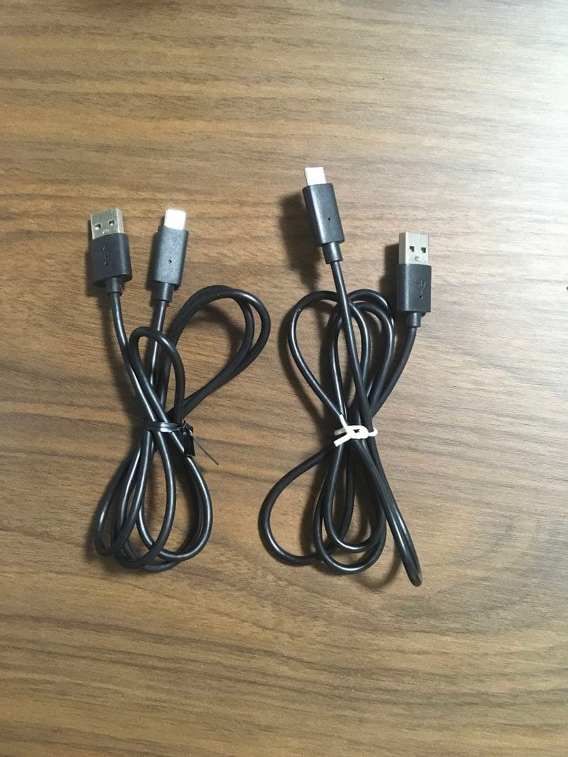 Nintendo Switch本体とProコントローラー2個セット（動作良好）