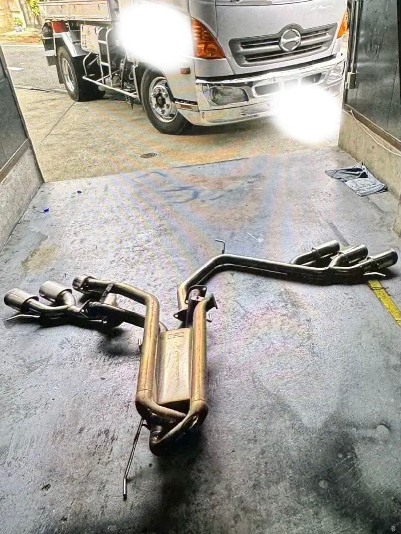 ランクル200中期／後期WALD競技用サイド出しマフラー　6本だし