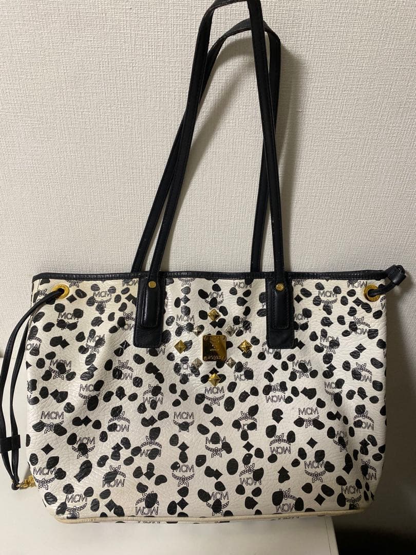 MCM ダルメシアン ポーチ付 A4収納可能トートバッグ
