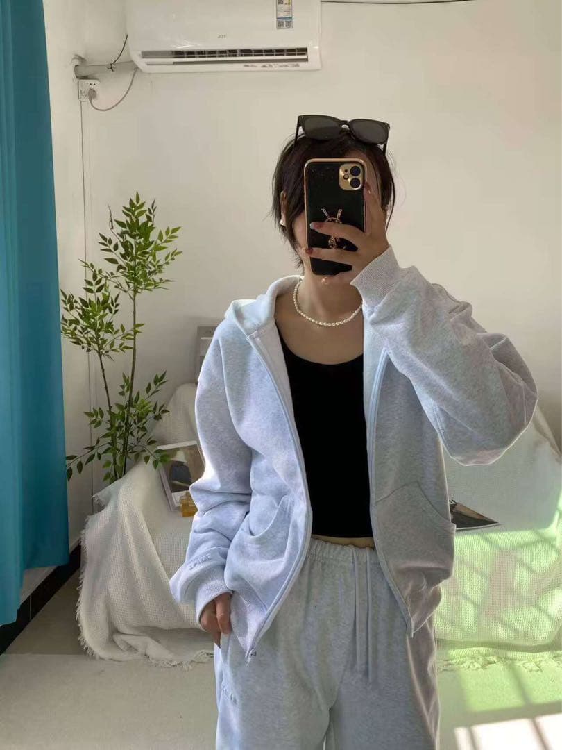 skims ジップアップ付きパーカー