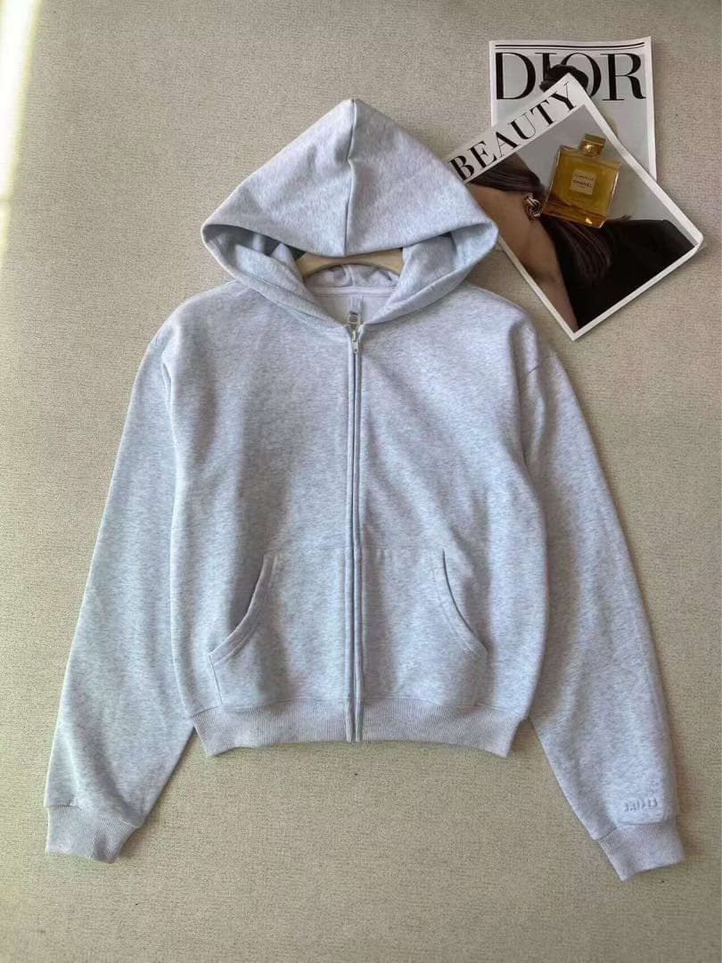 skims ジップアップ付きパーカー