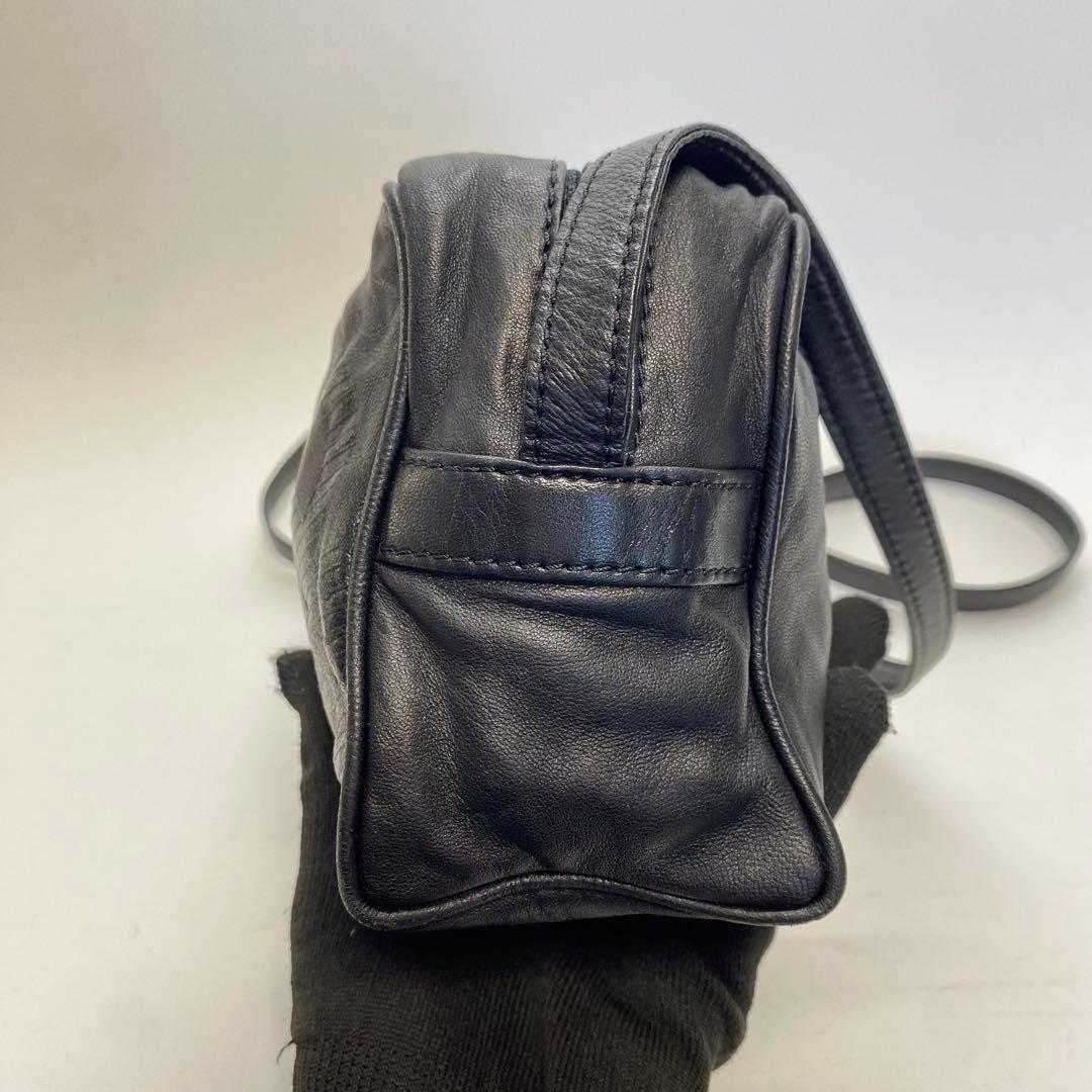 ロエベ ナッパレザーショルダーバッグ スクエア アナグラム ブラック