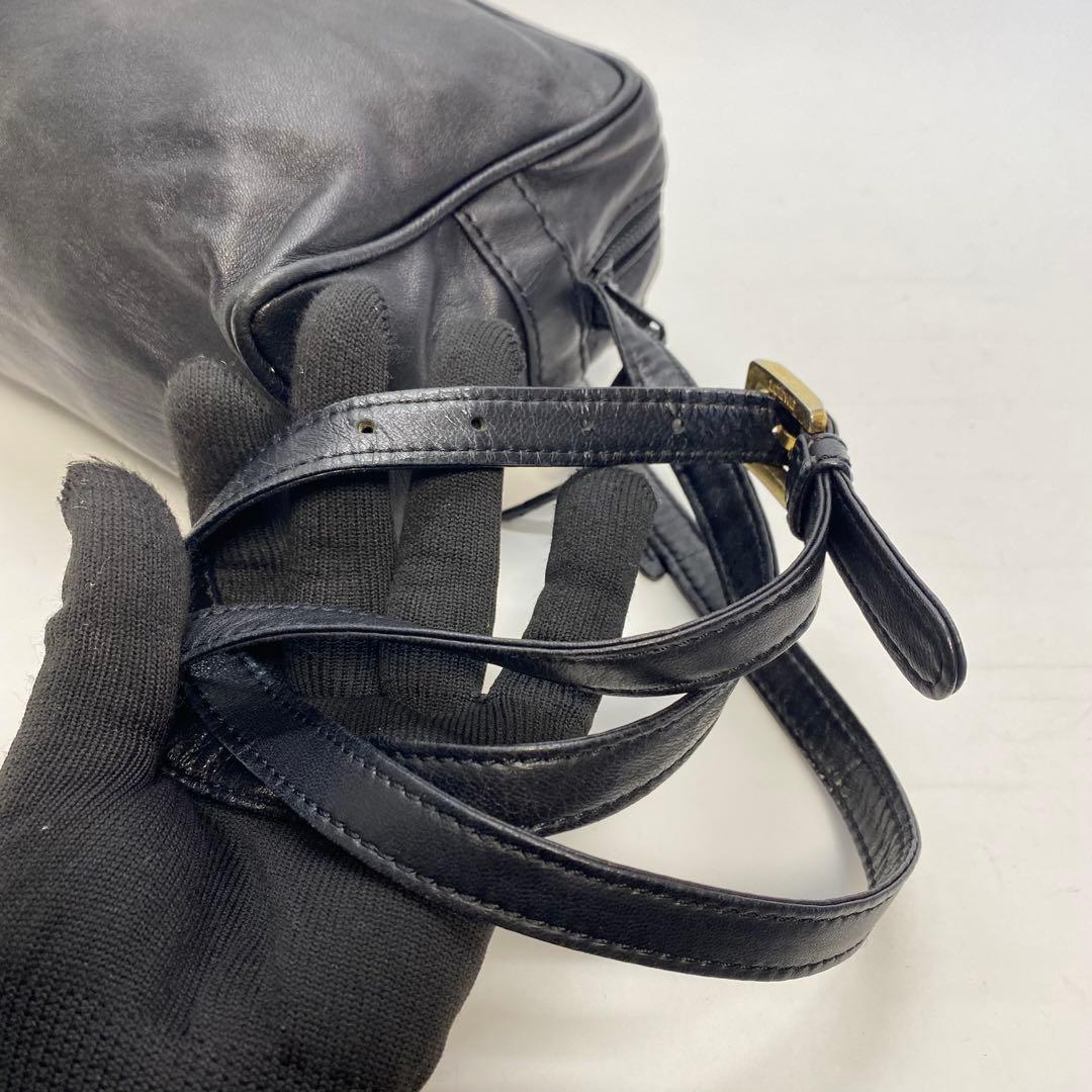 ロエベ ナッパレザーショルダーバッグ スクエア アナグラム ブラック