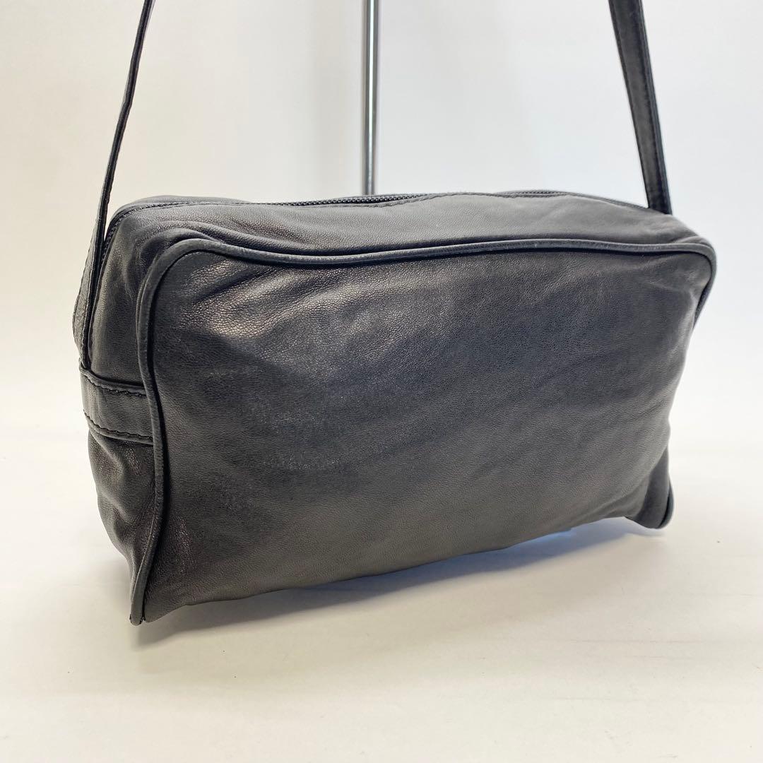 ロエベ ナッパレザーショルダーバッグ スクエア アナグラム ブラック