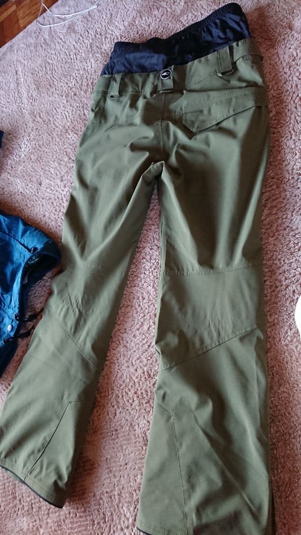 スノボーウェア上VOLCOM下オニールセット