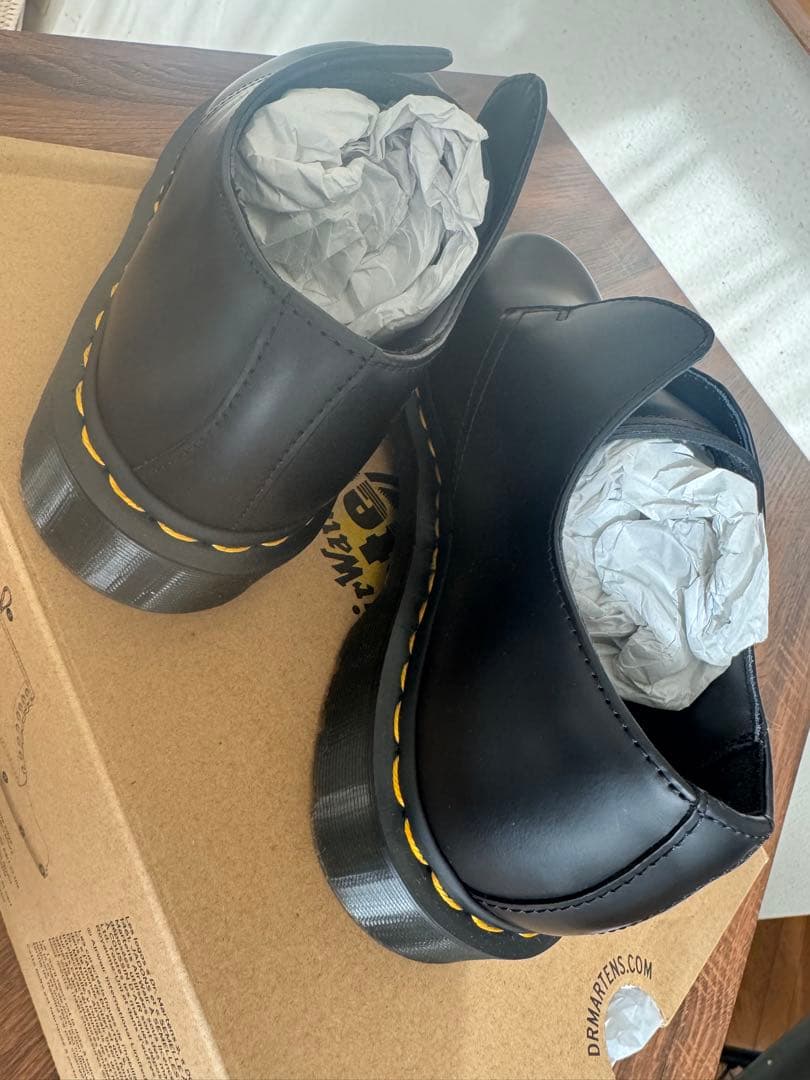 Dr. Martens ブラックスリッポンシューズ