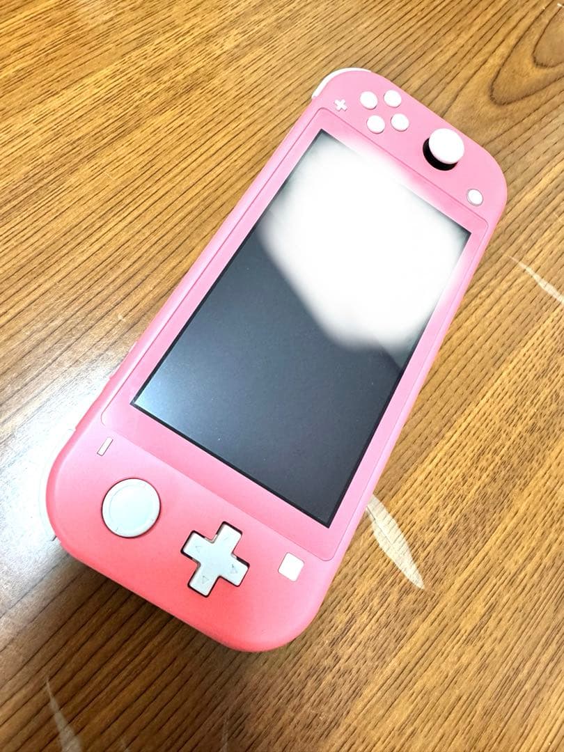 即購入ok Nintendo Switch lite 本体 コーラルピンク 美品