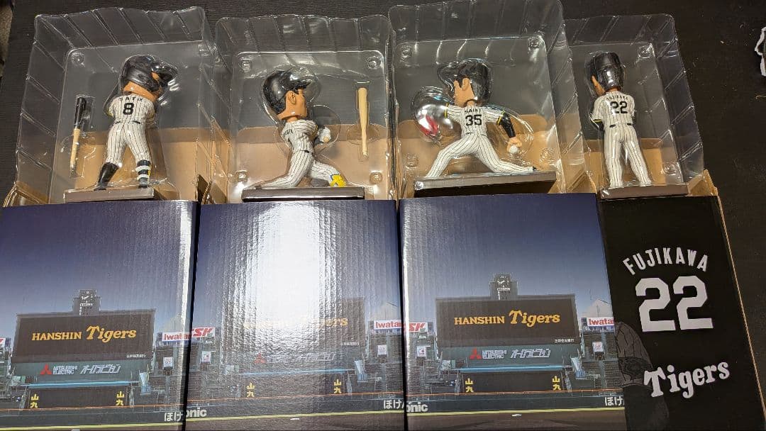 阪神タイガース ボブルヘッド 佐藤輝明 才木浩人 森下翔太 藤川球児 フィギュア