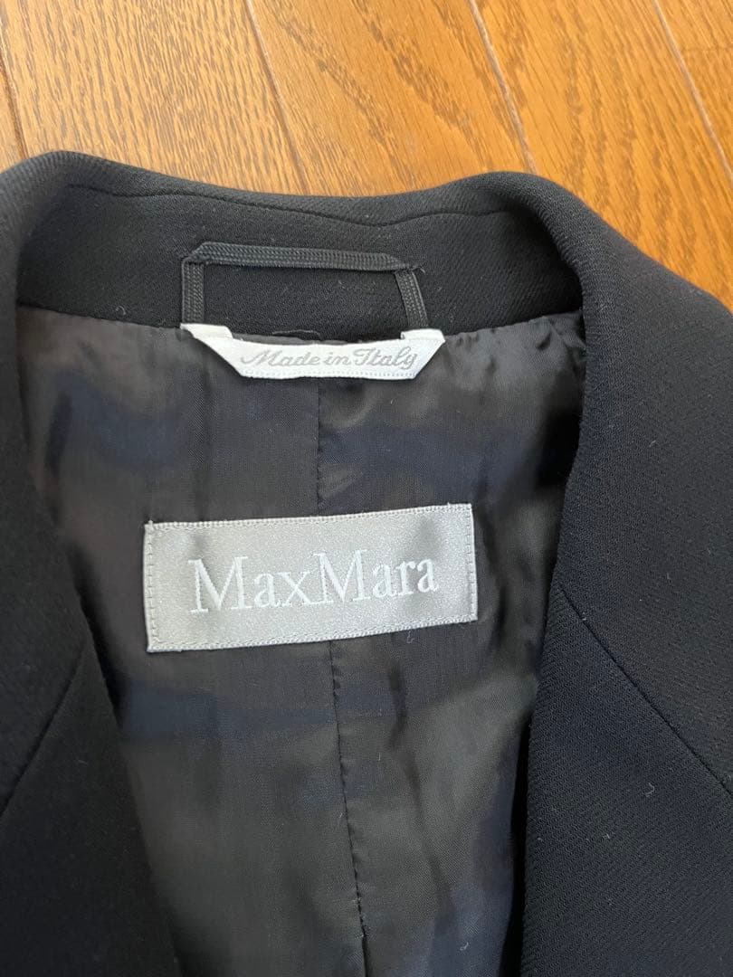 マックスマーラ　黒テーラードジャケット　セレモニー