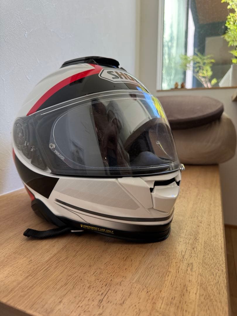 SHOEI フルフェイスヘルメット gt-air2黒/白/赤