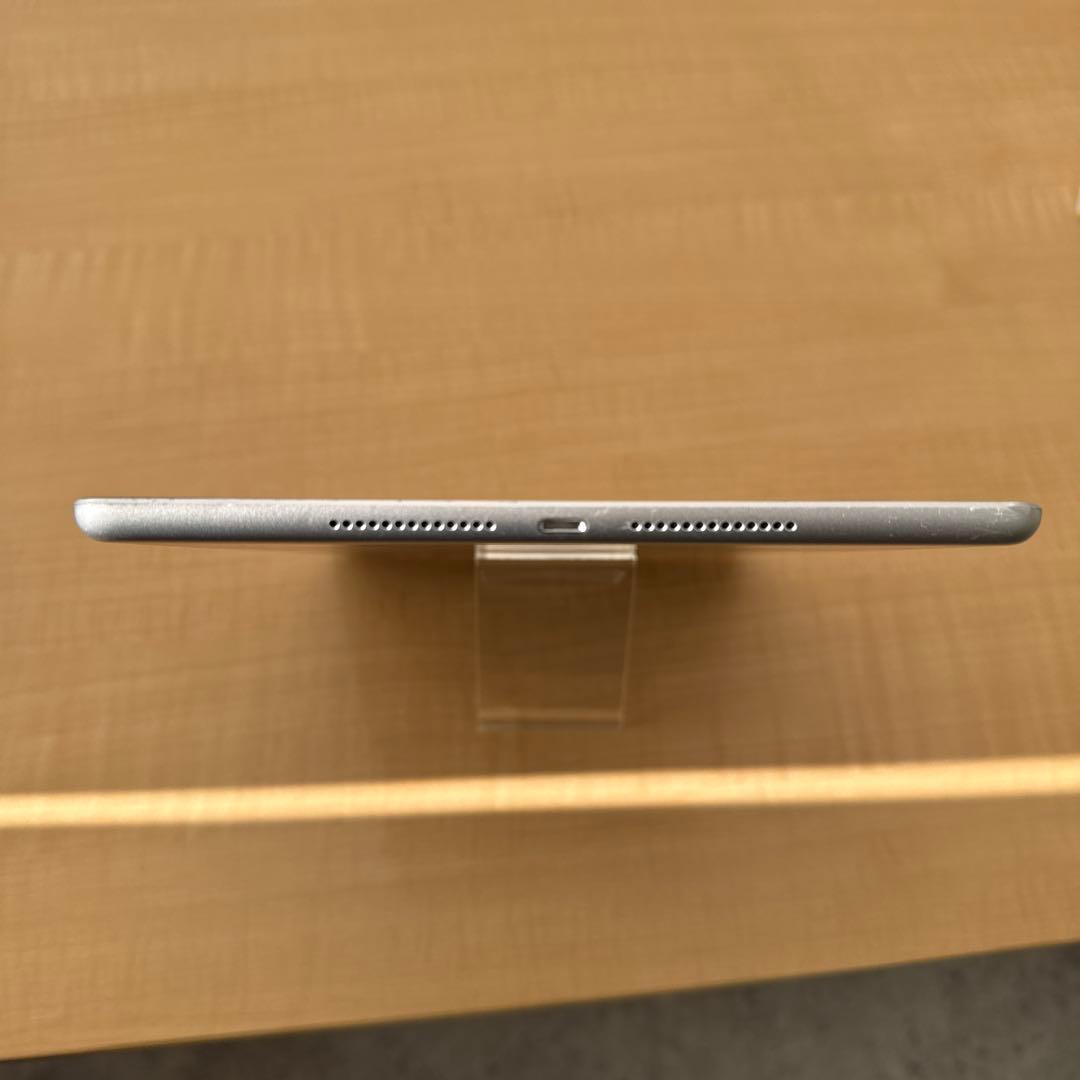 iPad 第9世代 64GB シルバー Wi-Fiモデル