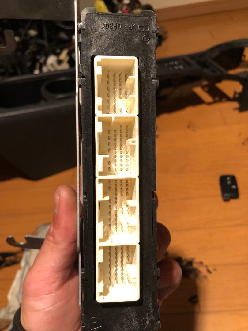 ZN6 86前期キーレススターター　ECU コンピューターユニットセット