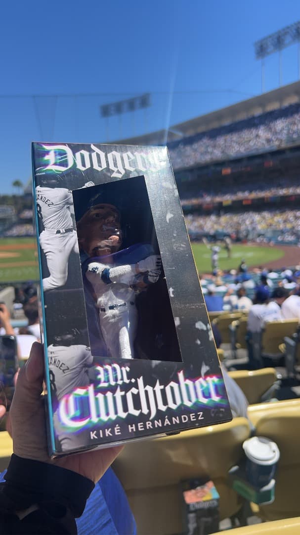 m*p様 キケヘルナンデス　ボブルヘッド　ドジャースタジアム先着限定配布　８/3